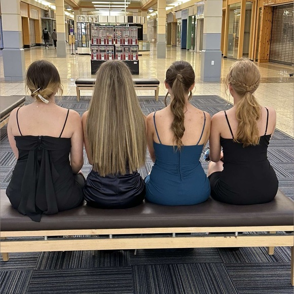 Black Windsor Prom/Formal Dress with Slit - Picture 6 of 6